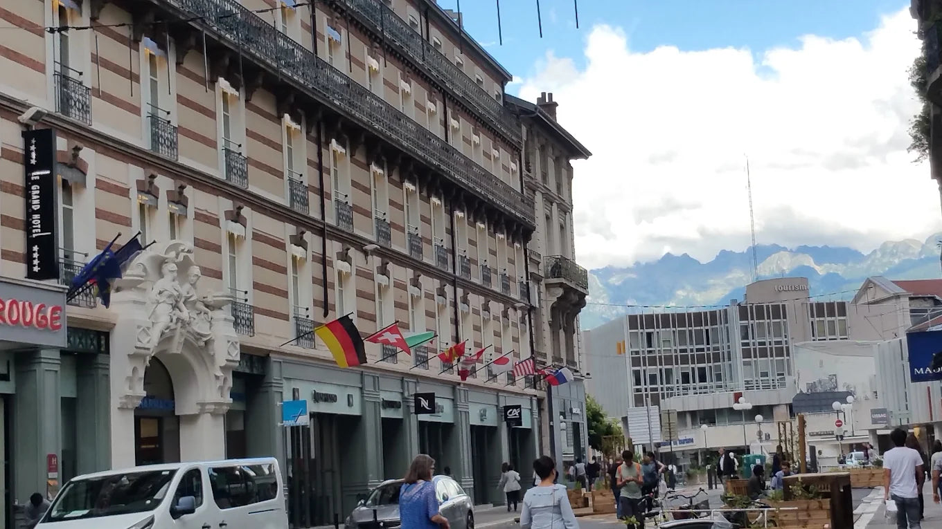 Hôtel séminaire à Grenoble – STRATÈGE® organise vos événements professionnels au Grand Hôtel & Spa Uriage et plus encore ...
