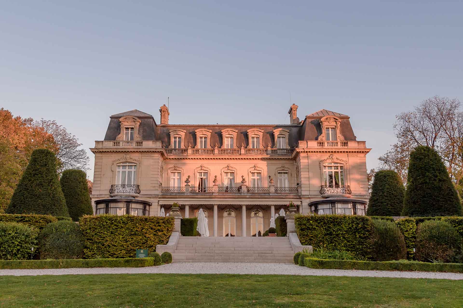 Hôtel séminaire à Reims – STRATÈGE® organise vos événements d’entreprise au Domaine Les Crayères