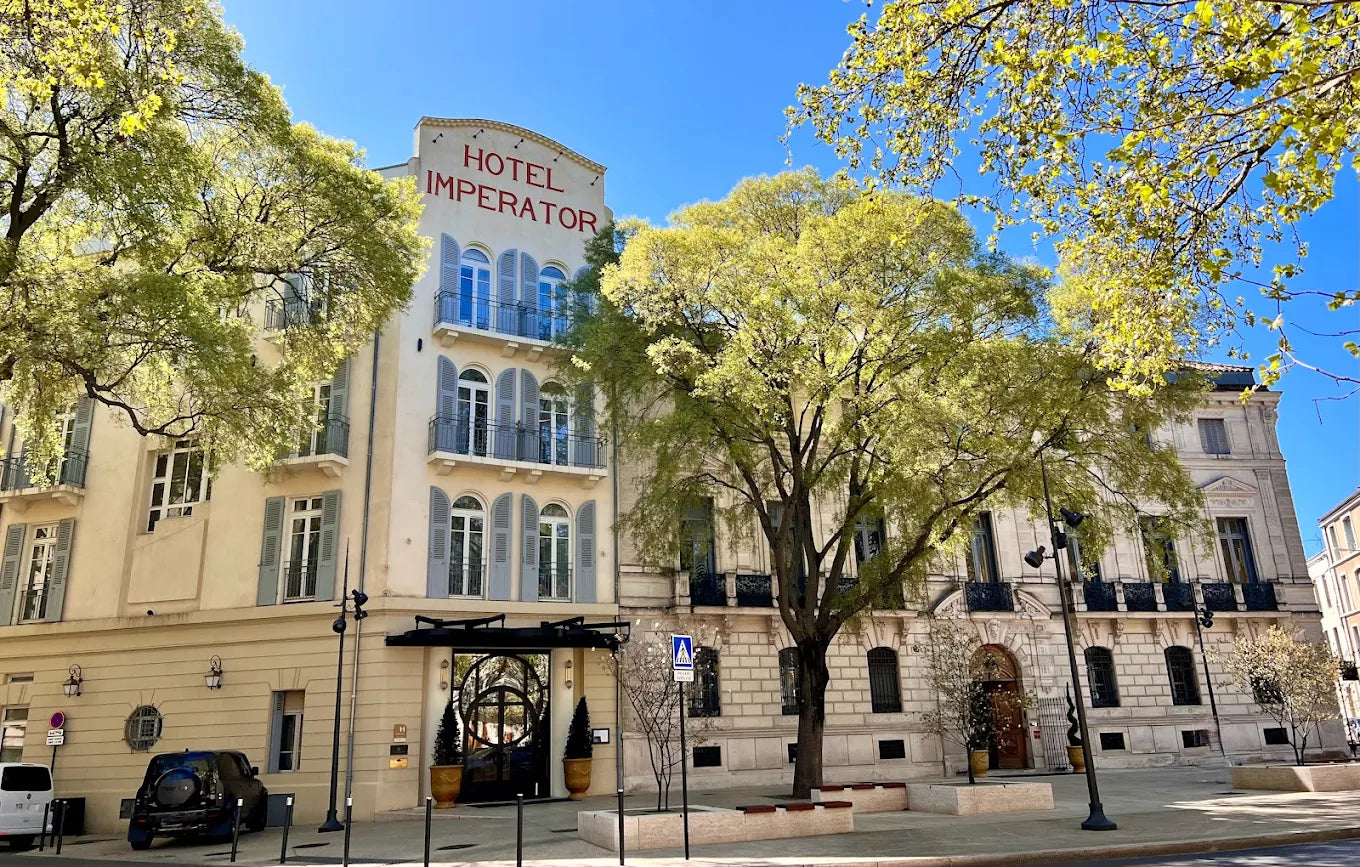 Hôtel séminaire à Nîmes – STRATÈGE® organise vos événements professionnels à l’Imperator pour une expérience unique (séminaire Hôtel Imperator, Vatel Nîmes Hotel et Spa, Novotel Nîmes...)