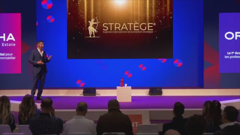 Conférences d’entreprise réalisée par STRATÈGE® lors d’un séminaire d’entreprise : conférenciers, interventions sur mesure et expérience immersive. STRATÈGE®  est une marque de SALESFORCES.